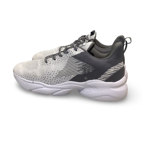 Lightweight Trainers - Picture 4 of 8